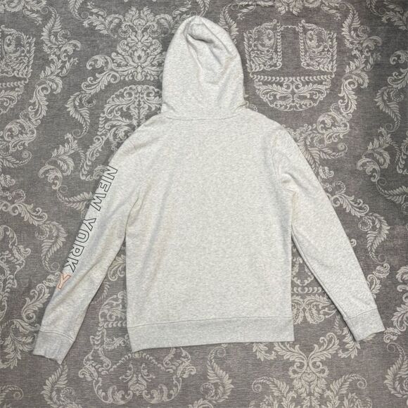 Aeropostale Unisex Gray NYC Graphic Pullover Hoodie Size M New with Tags - Picture 2 of 5
